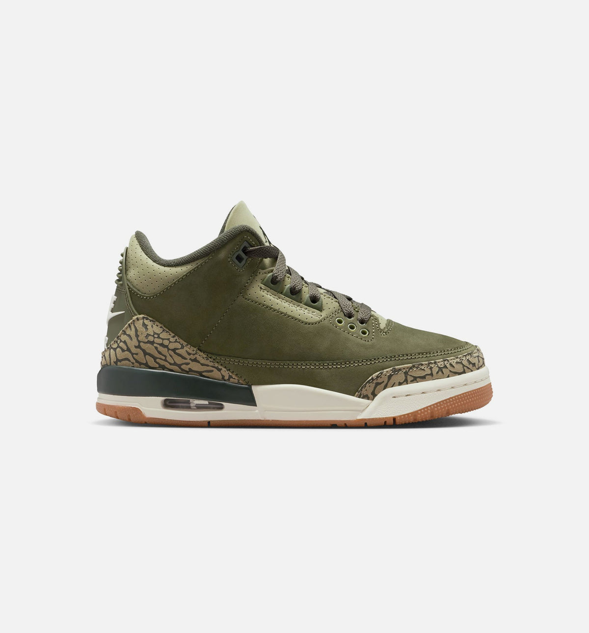 Air Jordan 3 Retro “Medium Olive” Grade School Shoes