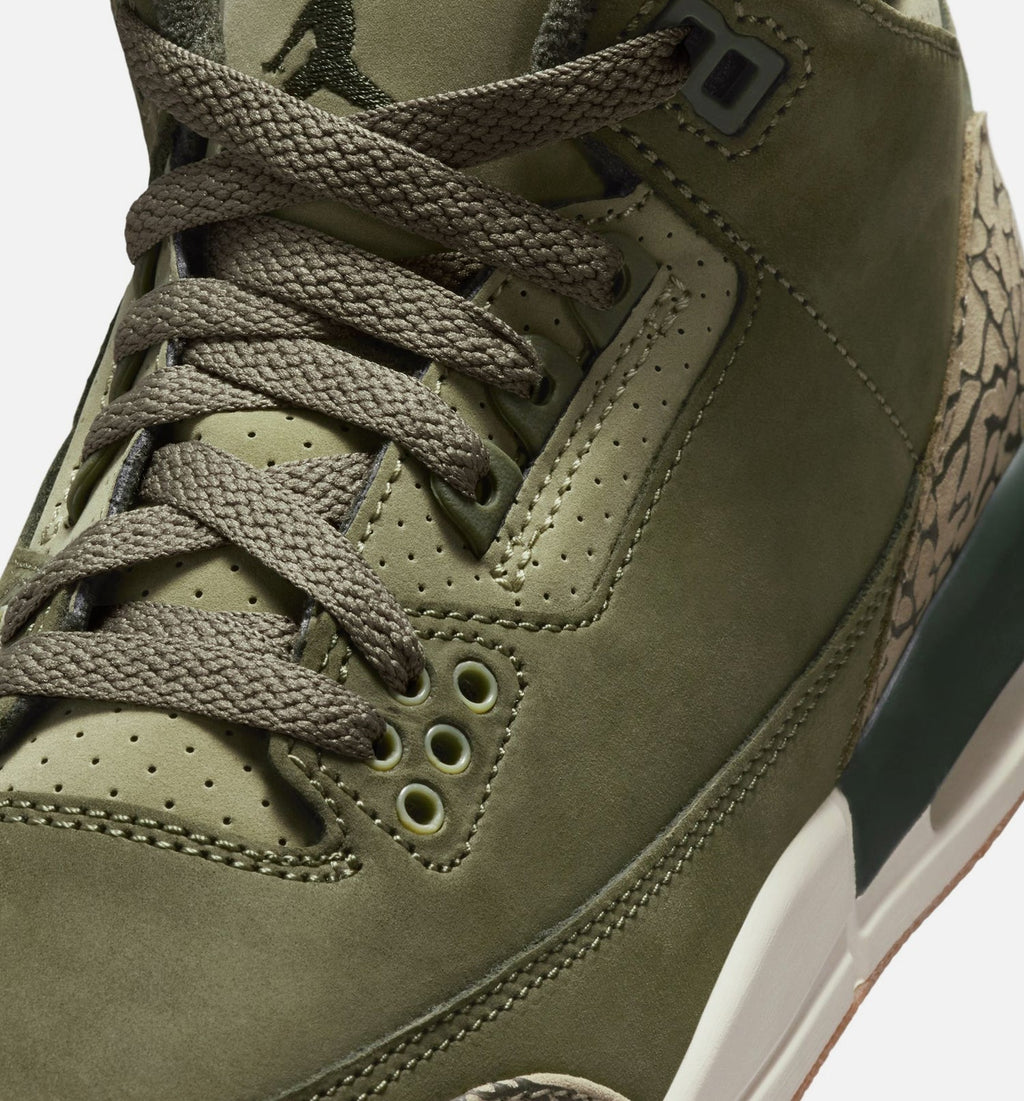 Air Jordan 3 Retro “Medium Olive” Grade School Shoes