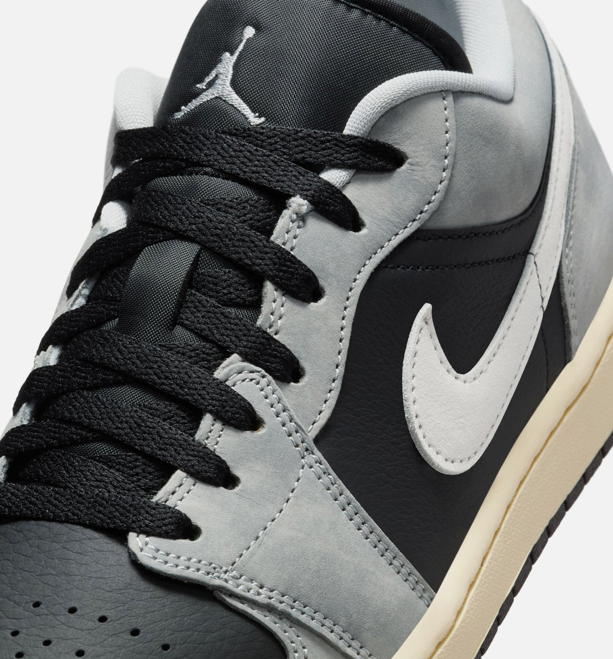 Air Jordan 1 Low SE “Light Smoke Grey” Men’s Shoes