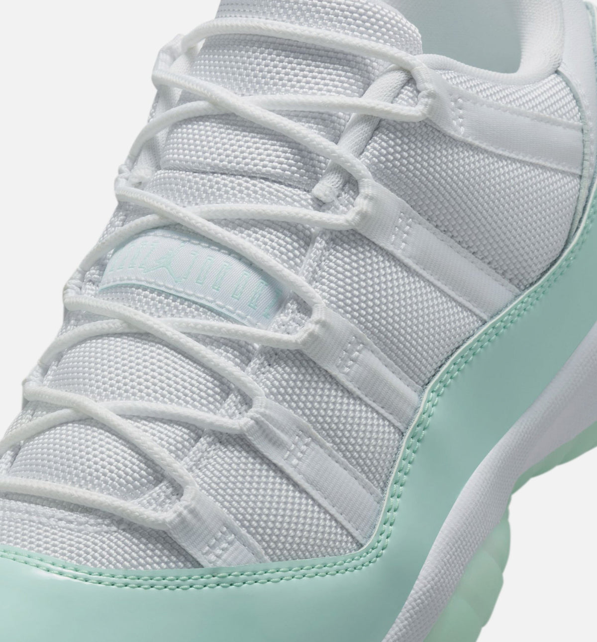 Air Jordan 11 Retro Low “Igloo” Women’s Shoes