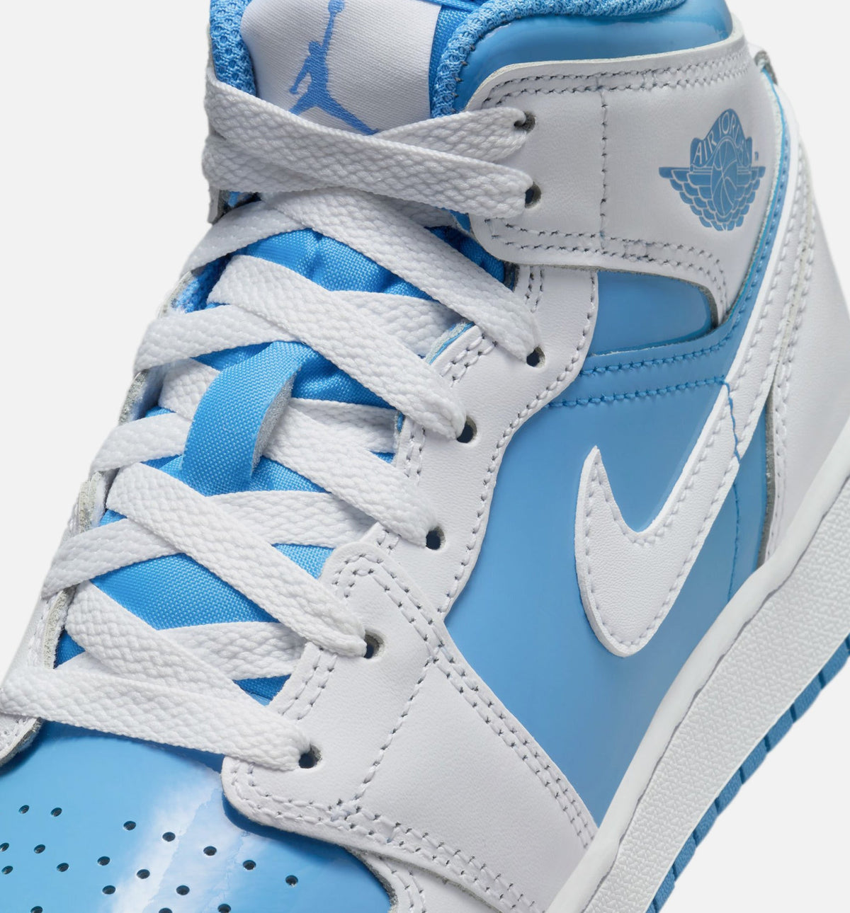 Air Jordan 1 Mid “Legend Blue” Grade School Shoes