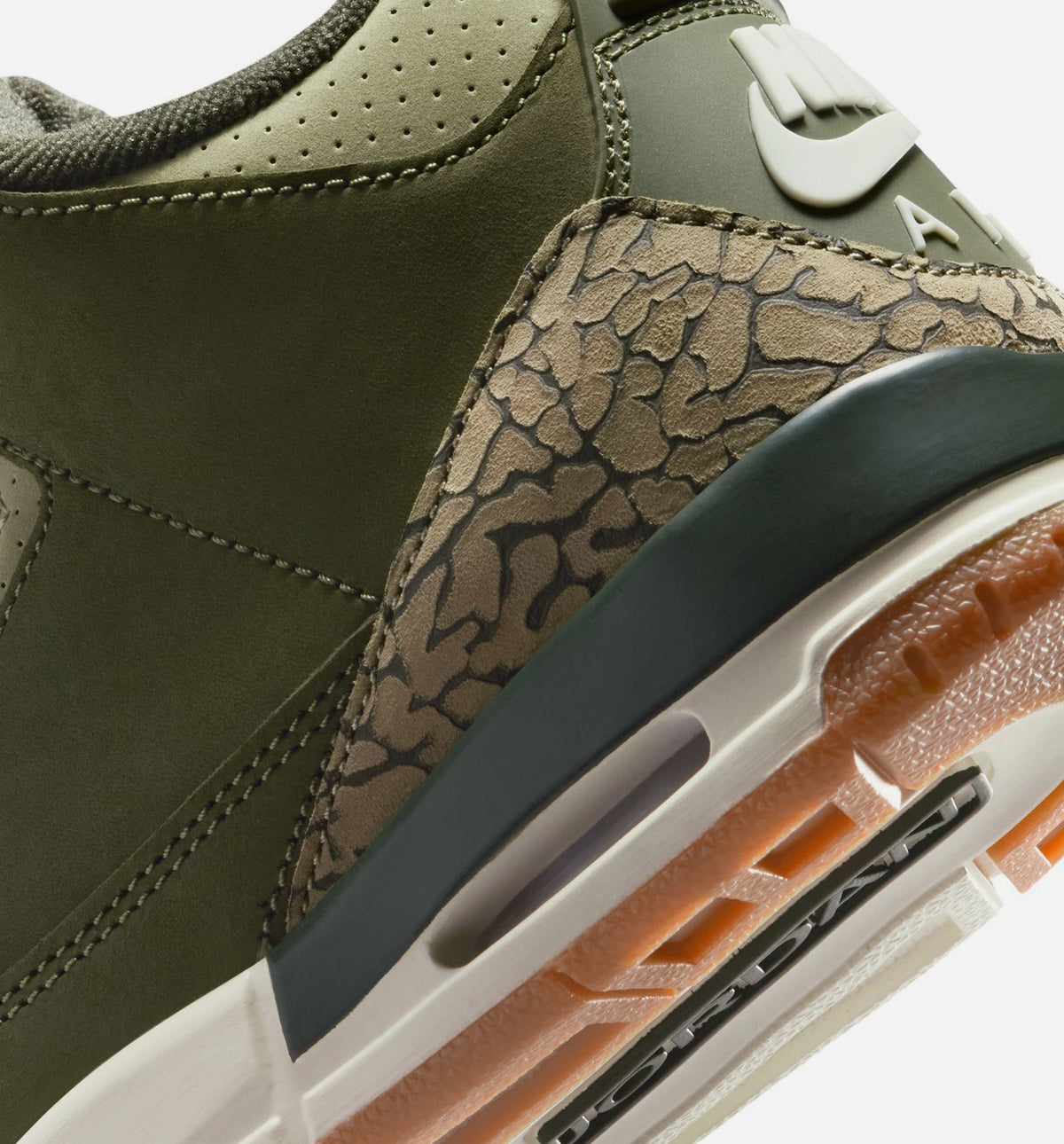 Air Jordan 3 Retro “Medium Olive” Grade School Shoes