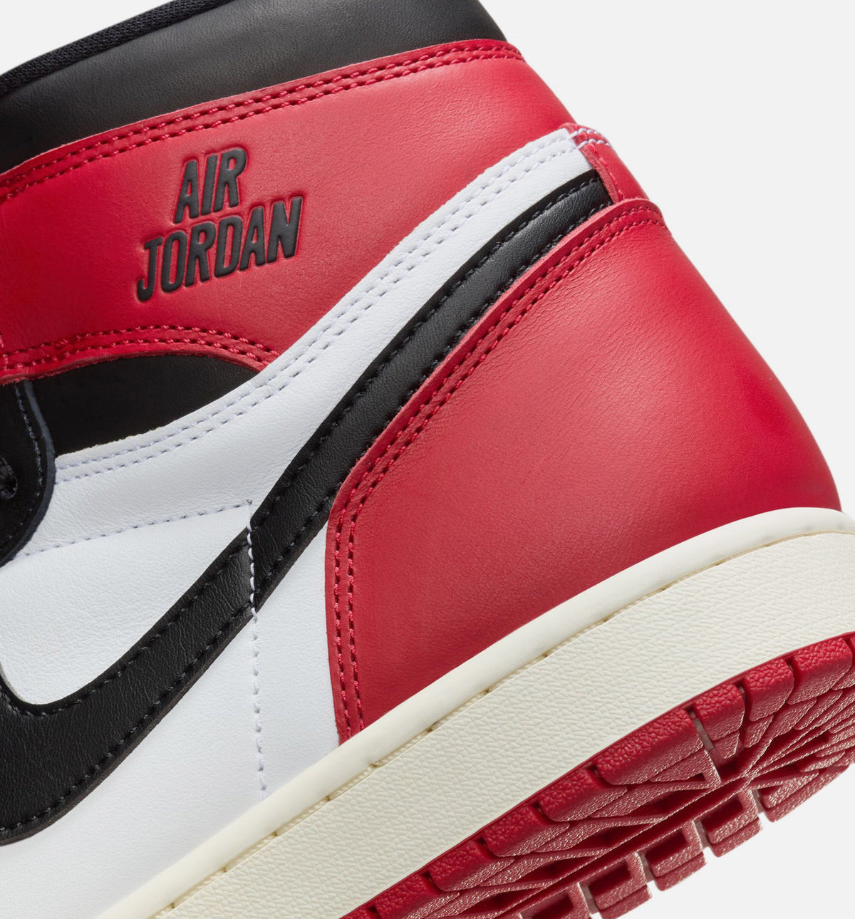 Air Jordan 1 Retro High OG “Black Toe” Men’s Shoes
