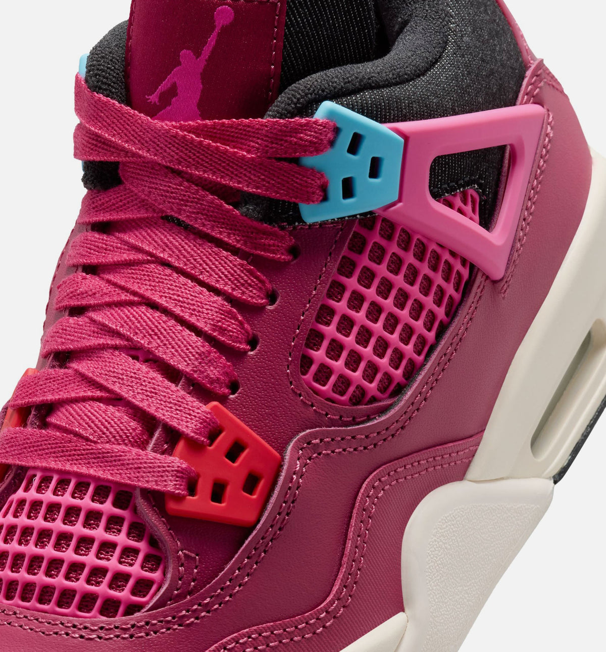 Air Jordan 4 Retro “She’s a Star” Grade School Shoes