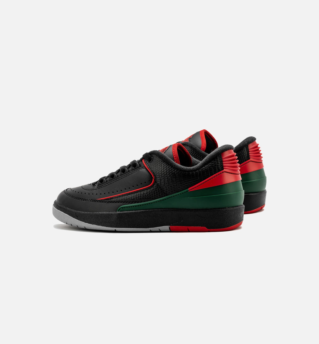 Air Jordan 2 Retro Low “Christmas” Grade School Shoes