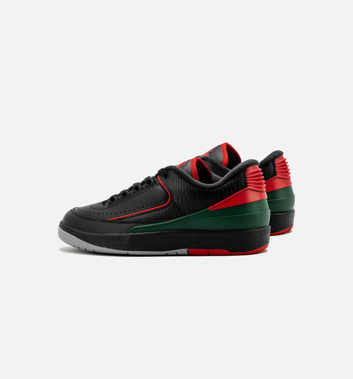 Air Jordan 2 Retro Low “Christmas” Grade School Shoes