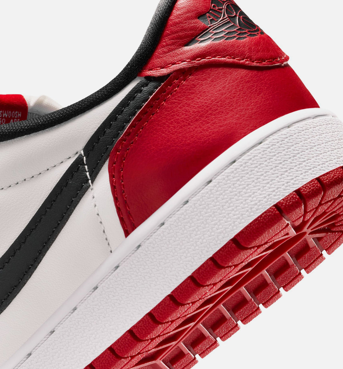 Air Jordan 1 Retro Low OG “Chicago” Grade School Shoes