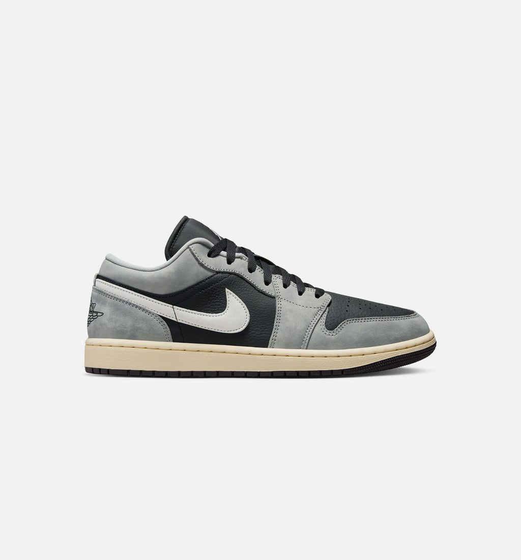 Air Jordan 1 Low SE “Light Smoke Grey” Men’s Shoes