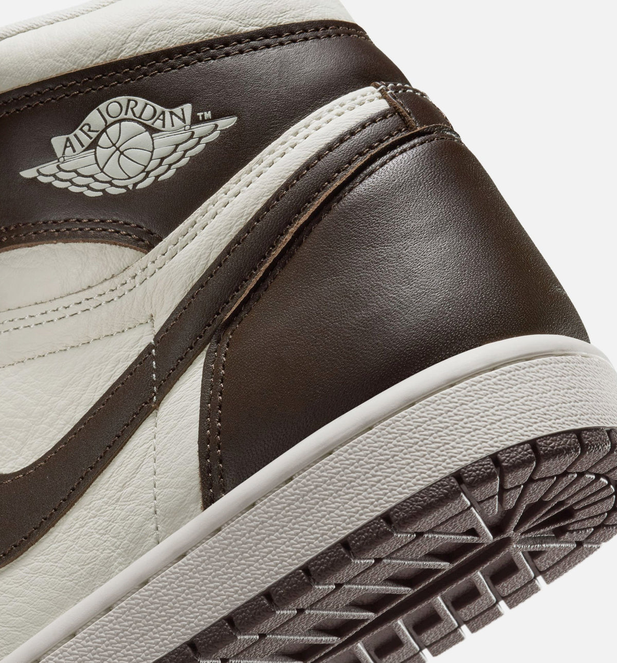 Air Jordan 1 Retro High OG “Baroque Brown” Women’s Shoes