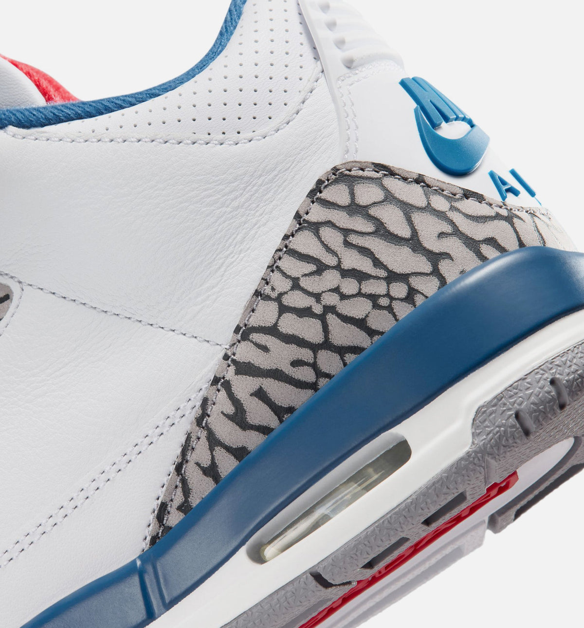 Air Jordan 3 Retro OG “True Blue” Grade School Shoes