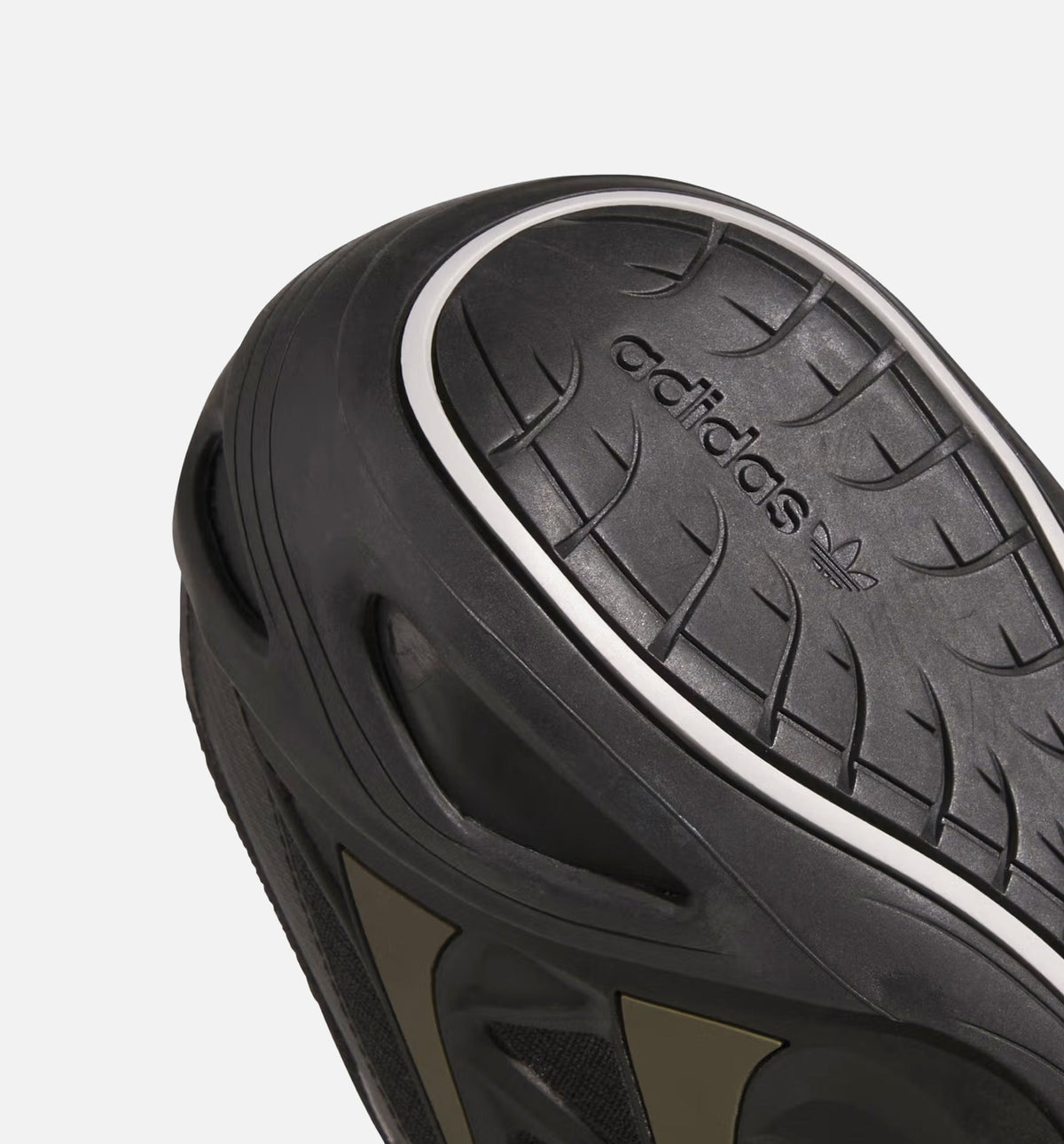 Bad Bunny x Mercedes-AMG Petronas F1 Adiracer Men’s Shoes