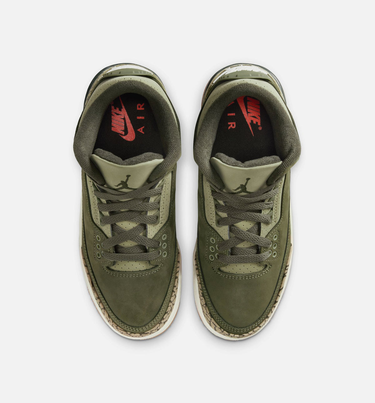 Air Jordan 3 Retro “Medium Olive” Grade School Shoes