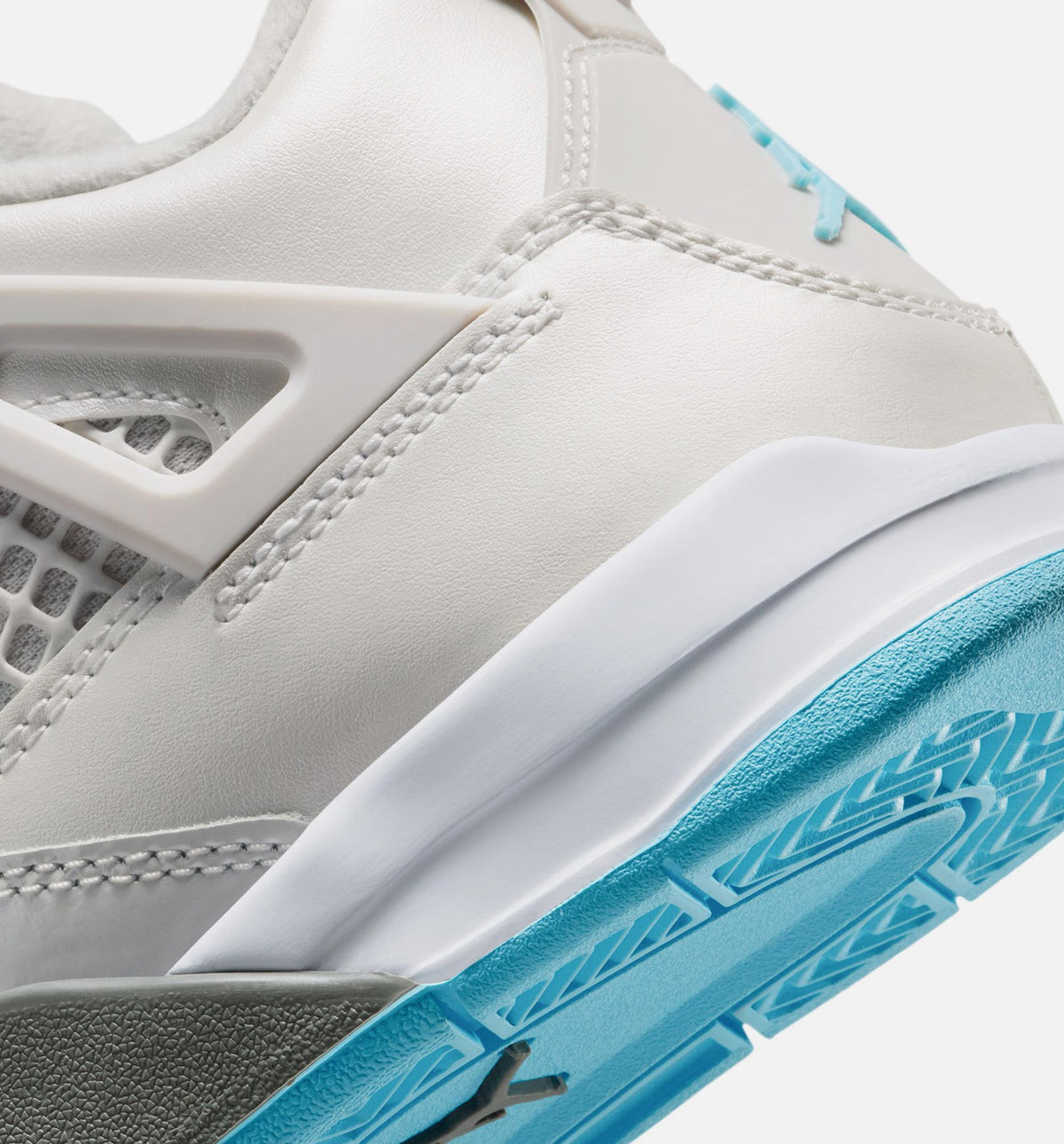 Air Jordan 4 Retro “Blue Chill” Preschool Shoes